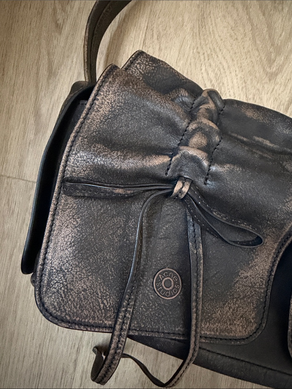 Acne Studios Multipocket Bow Cargo Brown Distressed Shoulder Bag - RARE 1st Ed! - Picture 5 of 14